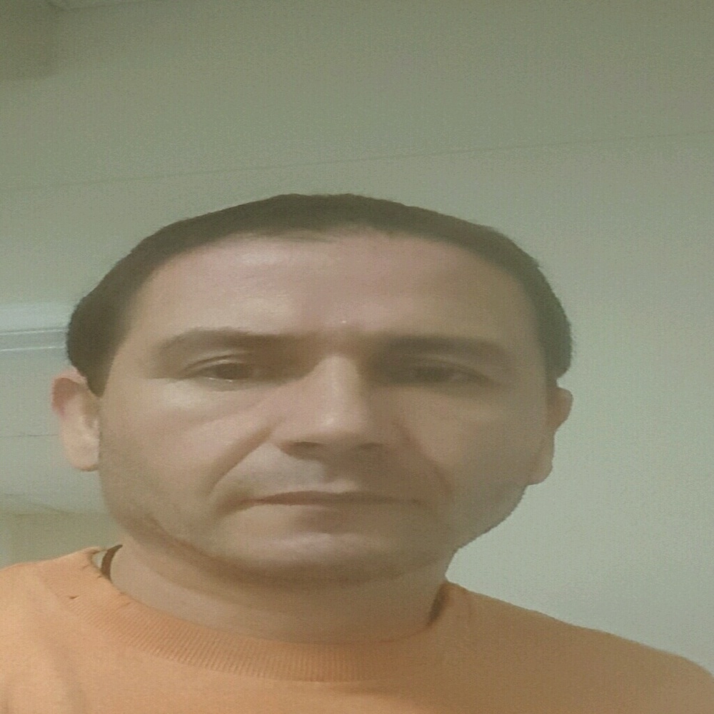 Meet your Posher, Luis